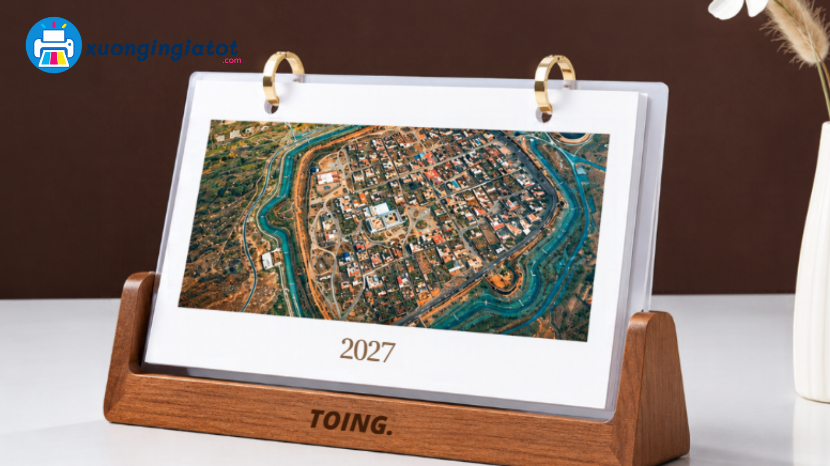 Lịch để bàn đế gỗ